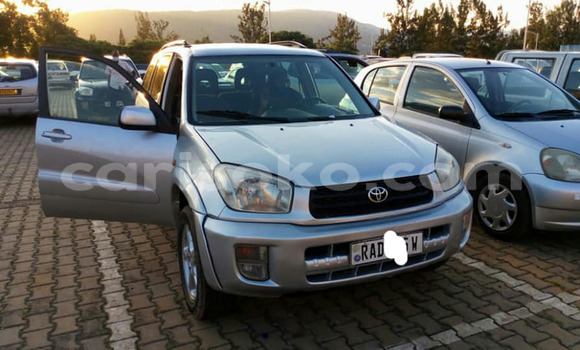 Acheter Occasion Voiture Toyota RAV4 Gris à Kigali, Rwanda Acheter Occasion Voiture Toyota RAV4 Gris à Kigali, Rwanda