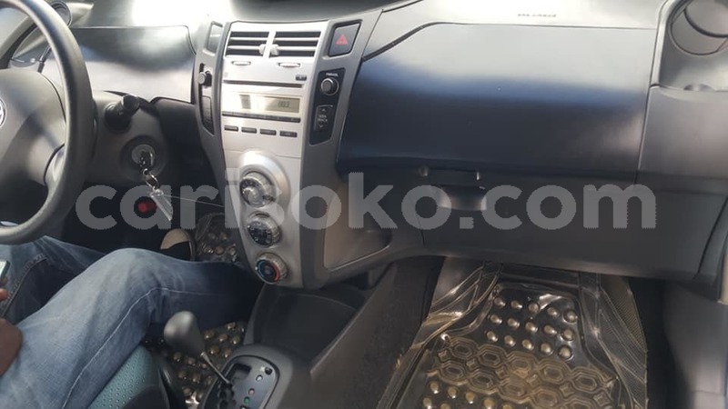 Big with watermark toyota vitz rwanda kigali 12414