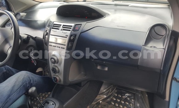 Sayi Na hannu Toyota Vitz Bleu Mota in Kigali a Rwanda Sayi Na hannu Toyota Vitz Bleu Mota in Kigali a Rwanda