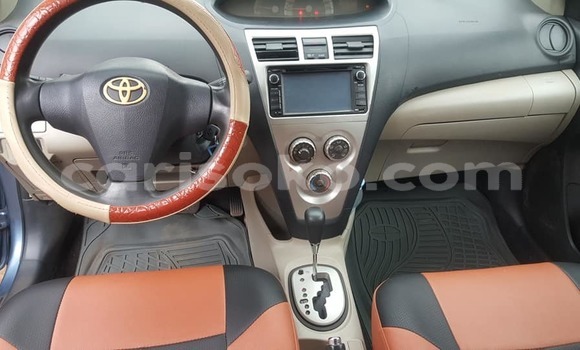 Sayi Na hannu Toyota Yaris Bleu Mota in Kigali a Rwanda Sayi Na hannu Toyota Yaris Bleu Mota in Kigali a Rwanda