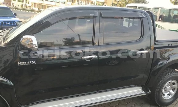 Acheter Occasion Voiture Toyota Hilux Noir à Kigali, Rwanda Acheter Occasion Voiture Toyota Hilux Noir à Kigali, Rwanda
