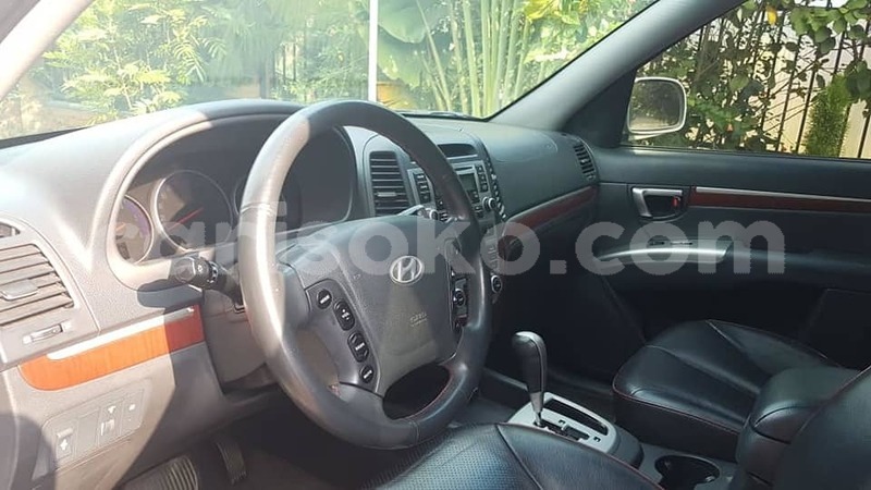 Big with watermark hyundai santa fe rwanda kigali 12420