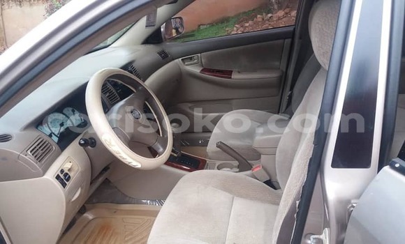 Sayi Na hannu Toyota Corolla Gris Mota in Kigali a Rwanda Sayi Na hannu Toyota Corolla Gris Mota in Kigali a Rwanda