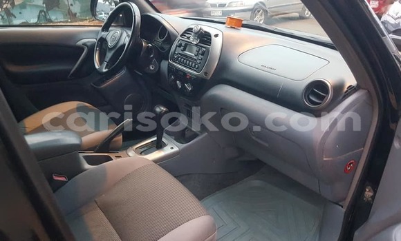 Sayi Na hannu Toyota RAV4 Noir Mota in Kigali a Rwanda Sayi Na hannu Toyota RAV4 Noir Mota in Kigali a Rwanda