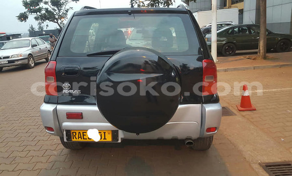 Sayi Na hannu Toyota RAV4 Noir Mota in Kigali a Rwanda Sayi Na hannu Toyota RAV4 Noir Mota in Kigali a Rwanda