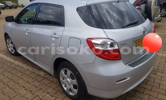 Sayi Na hannu Toyota Matrix Gris Mota in Kigali a Rwanda Sayi Na hannu Toyota Matrix Gris Mota in Kigali a Rwanda