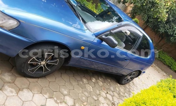 Acheter Occasion Voiture Toyota Corolla Bleu à Kigali, Rwanda Acheter Occasion Voiture Toyota Corolla Bleu à Kigali, Rwanda