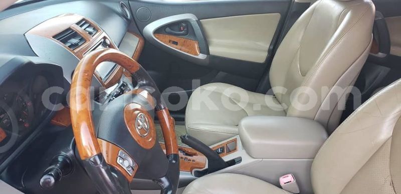 Big with watermark toyota rav4 rwanda kigali 12439