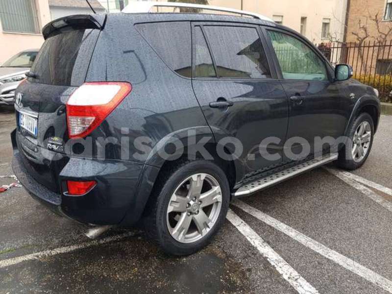 Big with watermark toyota rav4 rwanda kigali 12462
