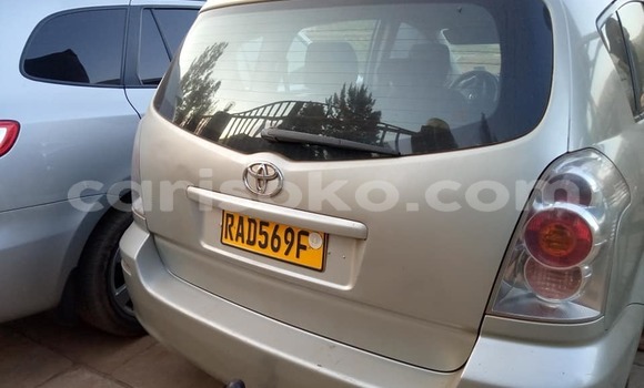Acheter Occasion Voiture Toyota Corolla Verso Autre à Kigali, Rwanda Acheter Occasion Voiture Toyota Corolla Verso Autre à Kigali, Rwanda