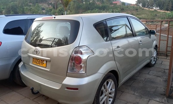 اشتري مستعمل Toyota Corolla Verso Autre سيارة في Kigali في Rwanda اشتري مستعمل Toyota Corolla Verso Autre سيارة في Kigali في Rwanda