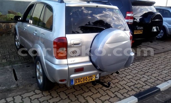 Acheter Occasion Voiture Toyota RAV4 Gris à Kigali, Rwanda Acheter Occasion Voiture Toyota RAV4 Gris à Kigali, Rwanda