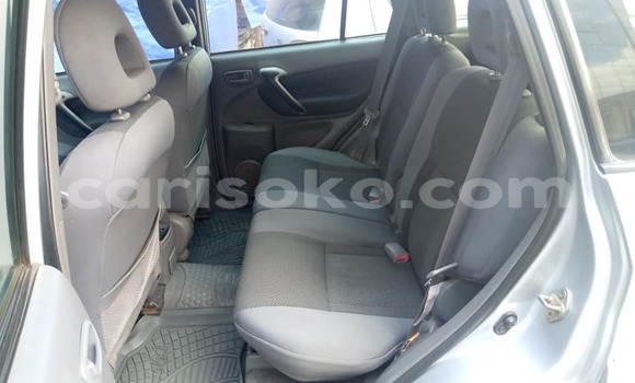 اشتري مستعمل Toyota RAV4 Gris سيارة في Kigali في Rwanda اشتري مستعمل Toyota RAV4 Gris سيارة في Kigali في Rwanda