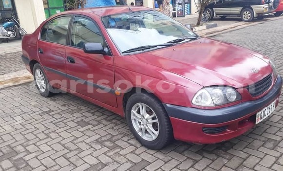 Acheter Occasion Voiture Toyota Avensis Rouge à Kigali, Rwanda Acheter Occasion Voiture Toyota Avensis Rouge à Kigali, Rwanda