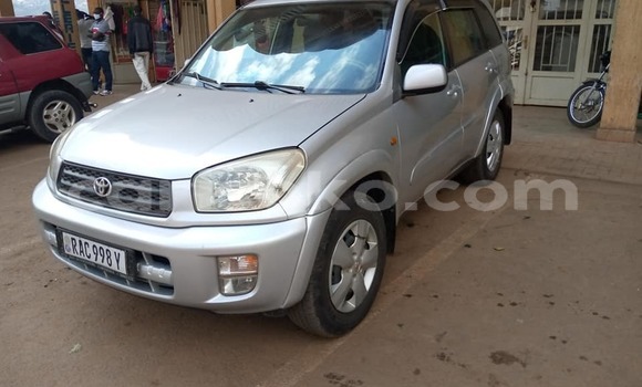 Acheter Occasion Voiture Toyota RAV4 Gris à Kigali, Rwanda Acheter Occasion Voiture Toyota RAV4 Gris à Kigali, Rwanda