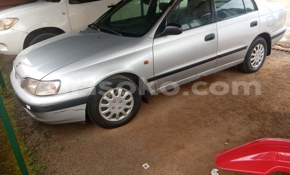Acheter Occasion Voiture Toyota Carina Gris à Kigali, Rwanda Acheter Occasion Voiture Toyota Carina Gris à Kigali, Rwanda