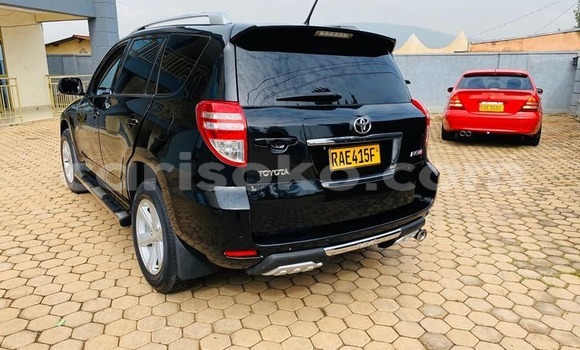 Acheter Occasion Voiture Toyota RAV4 Noir à Kigali, Rwanda Acheter Occasion Voiture Toyota RAV4 Noir à Kigali, Rwanda