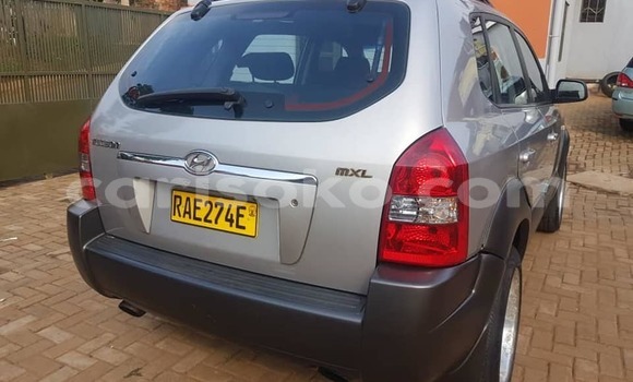 Acheter Occasion Voiture Hyundai Tucson Gris à Kigali, Rwanda Acheter Occasion Voiture Hyundai Tucson Gris à Kigali, Rwanda