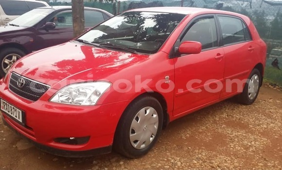 Acheter Occasion Voiture Toyota Corolla Rouge à Kigali, Rwanda Acheter Occasion Voiture Toyota Corolla Rouge à Kigali, Rwanda