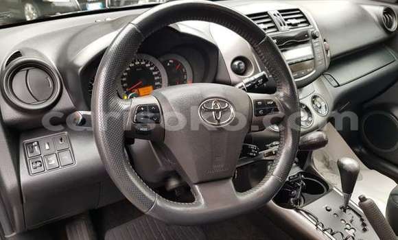 Buy Used Toyota RAV4 Beige Car in Kigali in Rwanda Buy Used Toyota RAV4 Beige Car in Kigali in Rwanda