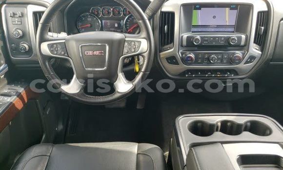 اشتري مستعمل GMC Sierra Noir سيارة في Butare في Butare اشتري مستعمل GMC Sierra Noir سيارة في Butare في Butare