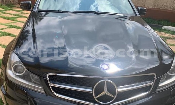 Acheter Occasion Voiture Mercedes-Benz C–Class Bleu à Kigali, Rwanda
