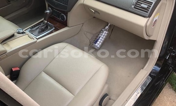 اشتري مستعمل Mercedes-Benz C–Class Bleu سيارة في Kigali في Rwanda اشتري مستعمل Mercedes-Benz C–Class Bleu سيارة في Kigali في Rwanda