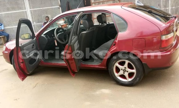 Acheter Occasion Voiture Toyota Corolla Rouge à Kigali, Rwanda Acheter Occasion Voiture Toyota Corolla Rouge à Kigali, Rwanda