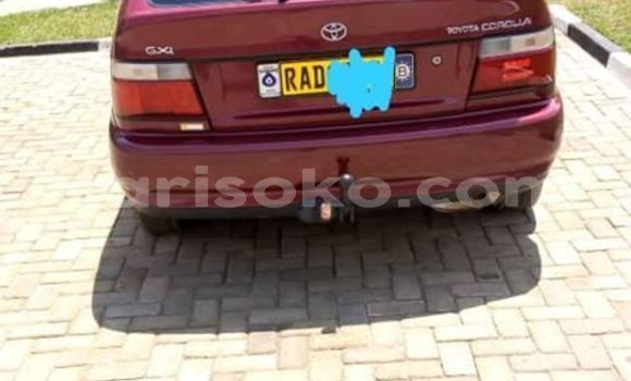 Acheter Occasion Voiture Toyota Corolla Rouge à Kigali, Rwanda Acheter Occasion Voiture Toyota Corolla Rouge à Kigali, Rwanda