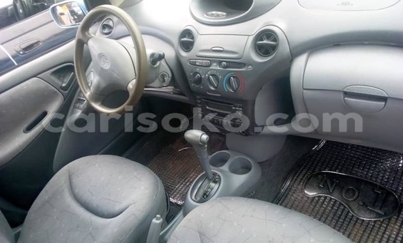 Acheter Occasion Voiture Toyota Vitz Bleu à Kigali, Rwanda Acheter Occasion Voiture Toyota Vitz Bleu à Kigali, Rwanda