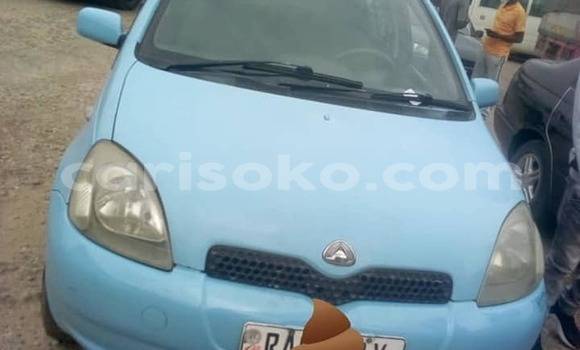 Acheter Occasion Voiture Toyota Vitz Bleu à Kigali, Rwanda Acheter Occasion Voiture Toyota Vitz Bleu à Kigali, Rwanda