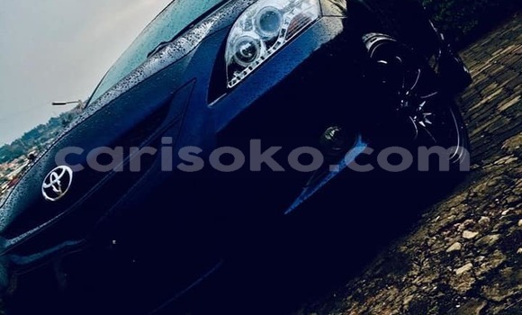 Acheter Occasion Voiture Toyota Yaris Bleu à Kigali, Rwanda Acheter Occasion Voiture Toyota Yaris Bleu à Kigali, Rwanda