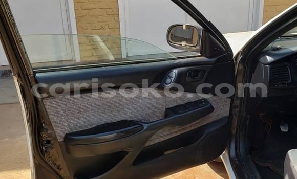 Acheter Occasion Voiture Toyota Carina E Blanc à Kigali, Rwanda Acheter Occasion Voiture Toyota Carina E Blanc à Kigali, Rwanda