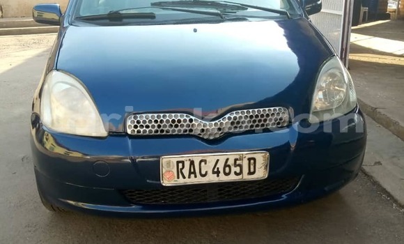 Acheter Occasion Voiture Toyota Vitz Bleu à Kigali, Rwanda Acheter Occasion Voiture Toyota Vitz Bleu à Kigali, Rwanda
