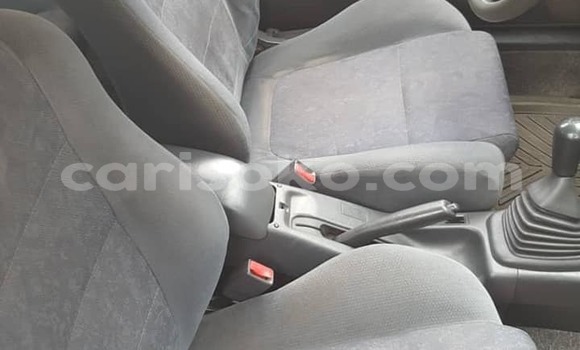 Acheter Occasion Voiture Toyota Corolla Vert à Kigali, Rwanda Acheter Occasion Voiture Toyota Corolla Vert à Kigali, Rwanda