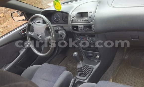 Acheter Occasion Voiture Toyota Corolla Vert à Kigali, Rwanda Acheter Occasion Voiture Toyota Corolla Vert à Kigali, Rwanda