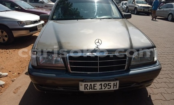 اشتري مستعمل Mercedes-Benz C–Class Gris سيارة في Kigali في Rwanda اشتري مستعمل Mercedes-Benz C–Class Gris سيارة في Kigali في Rwanda