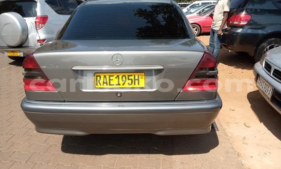 اشتري مستعمل Mercedes-Benz C–Class Gris سيارة في Kigali في Rwanda اشتري مستعمل Mercedes-Benz C–Class Gris سيارة في Kigali في Rwanda