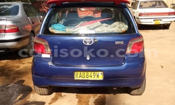 Acheter Occasion Voiture Toyota Vitz Bleu à Kigali, Rwanda Acheter Occasion Voiture Toyota Vitz Bleu à Kigali, Rwanda