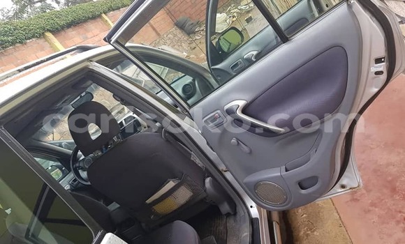 Acheter Occasion Voiture Toyota RAV4 Gris à Kigali, Rwanda Acheter Occasion Voiture Toyota RAV4 Gris à Kigali, Rwanda