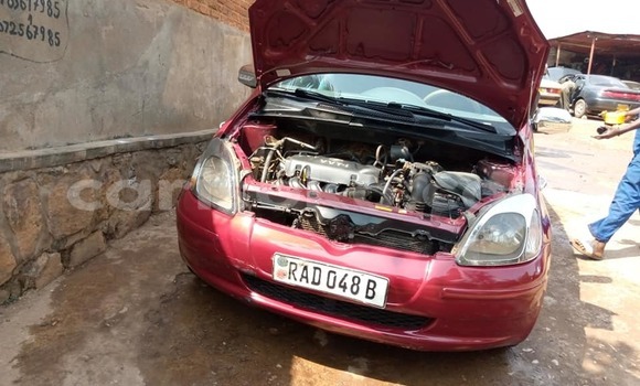 اشتري مستعمل Toyota Yaris Rouge سيارة في Kigali في Rwanda اشتري مستعمل Toyota Yaris Rouge سيارة في Kigali في Rwanda