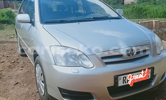 Sayi Na hannu Toyota Corolla Gris Mota in Kigali a Rwanda Sayi Na hannu Toyota Corolla Gris Mota in Kigali a Rwanda