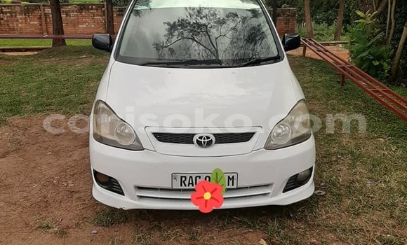 Sayi Na hannu Toyota Ipsum Blanc Mota in Kigali a Rwanda Sayi Na hannu Toyota Ipsum Blanc Mota in Kigali a Rwanda
