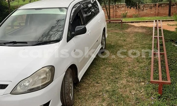 Sayi Na hannu Toyota Ipsum Blanc Mota in Kigali a Rwanda Sayi Na hannu Toyota Ipsum Blanc Mota in Kigali a Rwanda