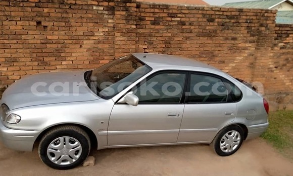 Sayi Na hannu Toyota Corolla Gris Mota in Kigali a Rwanda Sayi Na hannu Toyota Corolla Gris Mota in Kigali a Rwanda