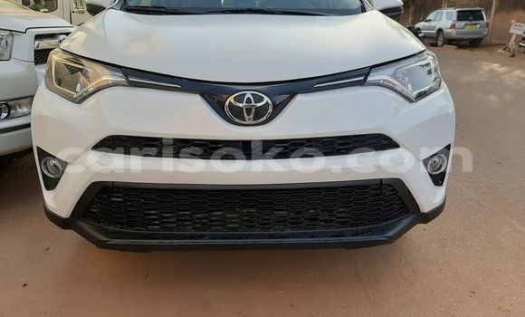 Sayi Na hannu Toyota RAV4 Blanc Mota in Kigali a Rwanda Sayi Na hannu Toyota RAV4 Blanc Mota in Kigali a Rwanda