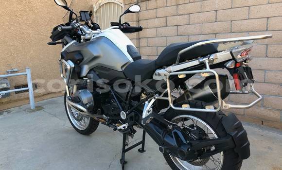 Buy Used BMW R1200GS Adventure Silver Bike in Import - Dubai in Rwanda Buy Used BMW R1200GS Adventure Silver Bike in Import - Dubai in Rwanda