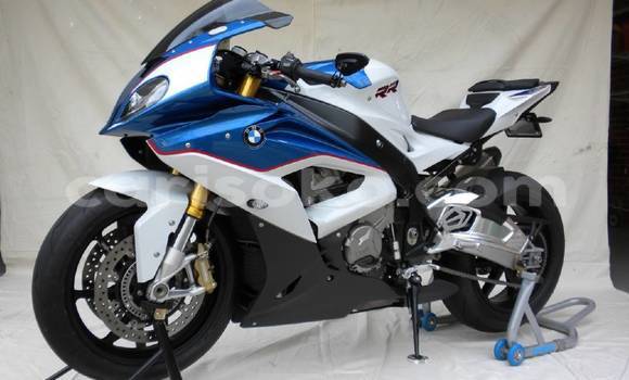 Buy New BMW S 1000 Blue Bike in Import - Dubai in Rwanda Buy New BMW S 1000 Blue Bike in Import - Dubai in Rwanda