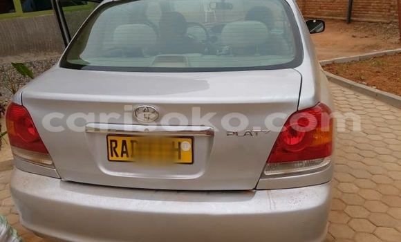 Sayi Na hannu Toyota Platz Gris Mota in Kigali a Rwanda Sayi Na hannu Toyota Platz Gris Mota in Kigali a Rwanda