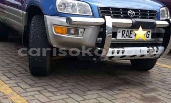 Sayi Na hannu Toyota RAV4 Bleu Mota in Kigali a Rwanda Sayi Na hannu Toyota RAV4 Bleu Mota in Kigali a Rwanda